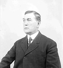 Photograph of Hank O'Day