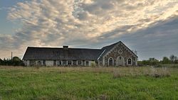 Humala manor barn