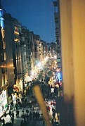 İstiklal Caddesi, gece görünümü