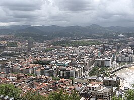 Centrum van San Sebastian gezien vanaf de heuvel Urgull