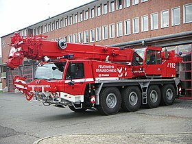 Feuerwehrkran 60 (FwK 60) der Berufsfeuerwehr Braunschweig.