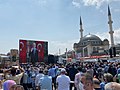 Türkiye cumhurbaşkanı Recep Tayyip Erdoğan'ın caminin açılışında yaptığı konuşma esnasında çekilmiş bir fotoğraf.