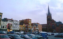 Koningin Astridplein met de Heilige Magdalenakerk