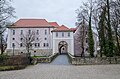 November: Das Schloss Uffenheim in der gleichnamigen Stadt.