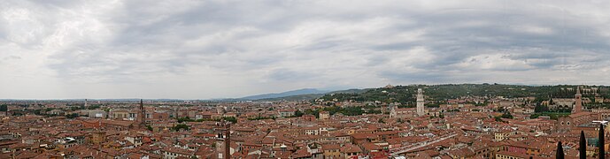 Verona, Panorama vom Torre dei Lamberti in Richtung Nordwesten