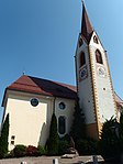 Pfarrkirche St. Peter und Paul mit Friedhof