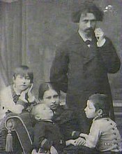 Repin, Vera en hun kinderen Vera, Joeri en Nadja, fotoportret ca. 1880