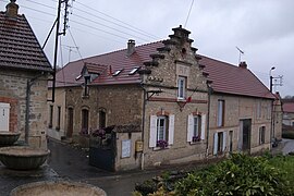 The town hall in Hourges