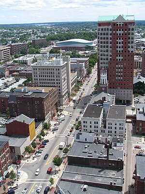 Downtown Manchester looking south along Elm Street