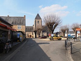 Lézigné, centrum