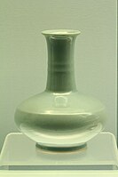 "Ru-type" vase, an imitation in Jingdezhen ware, from several centuries later, Yongzheng Emperor.