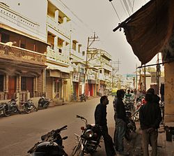 Bhelupur, main road. (West to East view leading to Bhelupur Police Station). Picture taken from Water Works. Road is called "Kamachha Road"