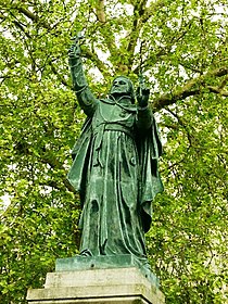 Standbeeld van Pieter-Jan De Smet S.J. in Dendermonde