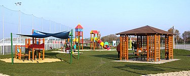 Angeschlossener Erlebnisspielplatz