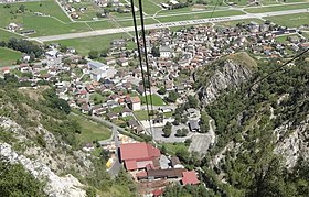 Turtmann aus der Luftseilbahn nach Oberems