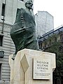 Salvador-Allende-Statue vor der Moneda