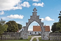 The gate portal at Riddare in Hejnum