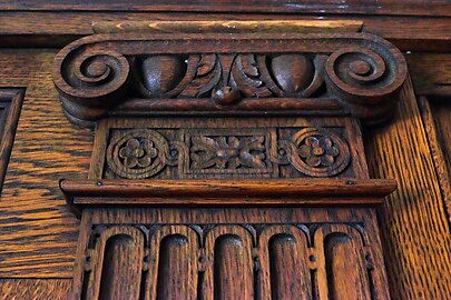 Ionic Pilaster in Willowdale's entrance hall.