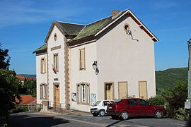 The town hall in Calmels-et-le-Viala