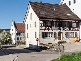 Im Ortskern von Wellhausen