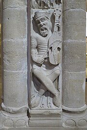 König David – Skulptur an einem Pfeiler im Chor