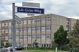 Schild Lili-Grün-Weg in Berlin-Hellersdorf ⊙52.5294513.600501