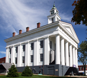 Orange County Courthouse, gelistet im NRHP Nr. 75000009[1]