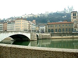 A Bonaparte híd Lyonban és a Saône