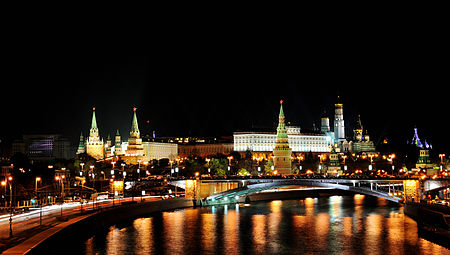 Το Κρεμλίνο φωταγωγημένο