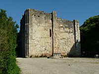 Château de Montignac – Pierre II d'Amboise [fr; de; nl] (c. 1357–1426), Viscount of Thouars, sold it to the La Rochefoucauld January 13, 1399.