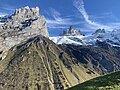 Schlossberg-Westwand (links) und Spannort (rechts) von Westen