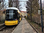 Flexity-Triebwagen 9029 (F8Z) auf der Linie M2 an der Haltestelle Heinersdorf, 2022