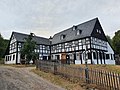 Winkelhof, Wohnhaus (Umgebindehaus) mit angebautem Seitengebäude