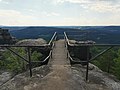 Aussicht am „Opferkessel“ mit Blick Richtung Süden über die ausgedehnten Wälder