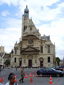 De voorkant van de Parijse kerk