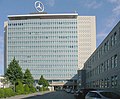 Η έδρα της Daimler-Benz AG στη Στουτγκάρδη.