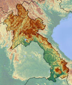 Mapa konturowa Laosu, blisko centrum na lewo znajduje się punkt z opisem „Wientain”