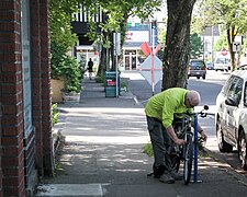 Chaining a bike