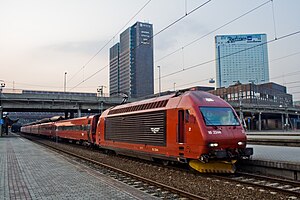 El 18 2244 in Oslo Sentralstasjon