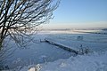 Zugefrorener Stausee