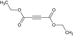 Strukturformel von Acetylendicarbonsäurediethylester