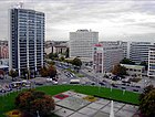 Ernst-Reuter-Platz mit der Einmündung der Otto-Suhr-Allee und dem Telefunken-Hochhaus