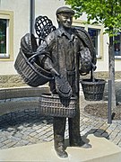 „Sander Raaser“ auf dem Kirchplatz