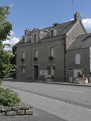 The town hall in Larchamp