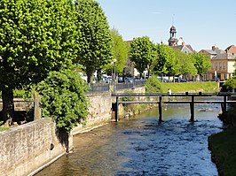 De rivier de Zorn door het stadscentrum van Saverne / Zabern