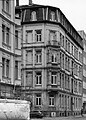 Mietshaus in geschlossener Bebauung und in Ecklage, mit Geschäftshaus-Anbau zur Humboldtstraße