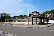 Station plaza