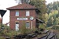 Alter Bahnhof Pfettrach mit Nebengebäuden