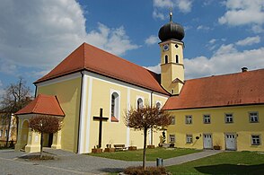 Kirche und Pfarrhof