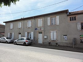 The town hall in Juvelize